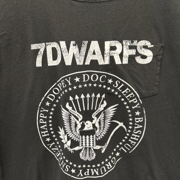 Whosits & Whatsits Disney 7Dwarfs HEIGH HO! LETS GO! Sleeveless‎ Top SZ L - Picture 3 of 7